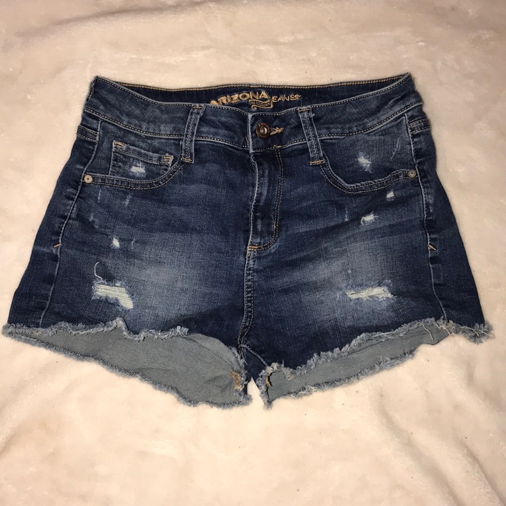 Jean shorts. Size 5. Brand Arizona.